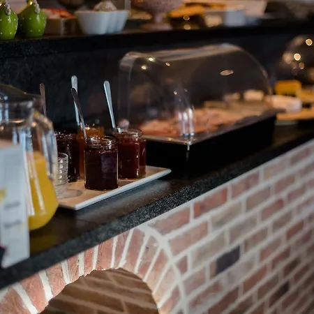 De Bergvallei Bed & Breakfast 4*